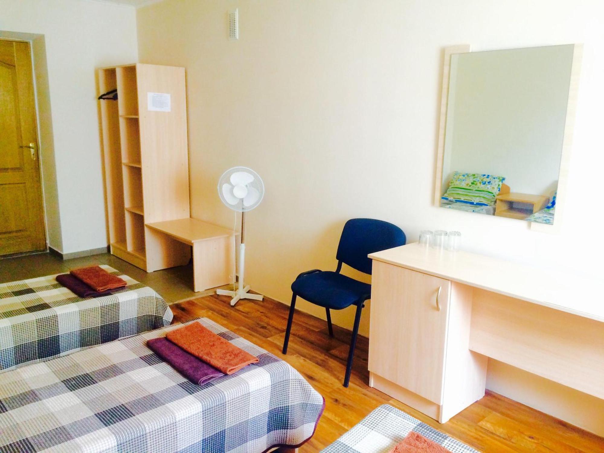 Dolce Vita Resort Hotel Zaliznyi Port Rum bild